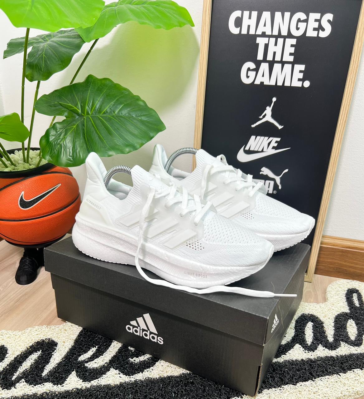 ADIDAS ULTRABOOTS WHITE GLOVE