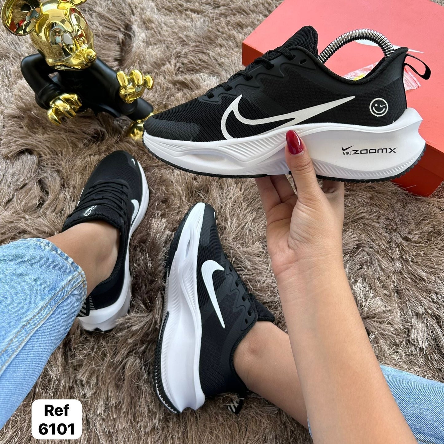 NIKE ZOOM X NEGRO BLANCO HAPPY