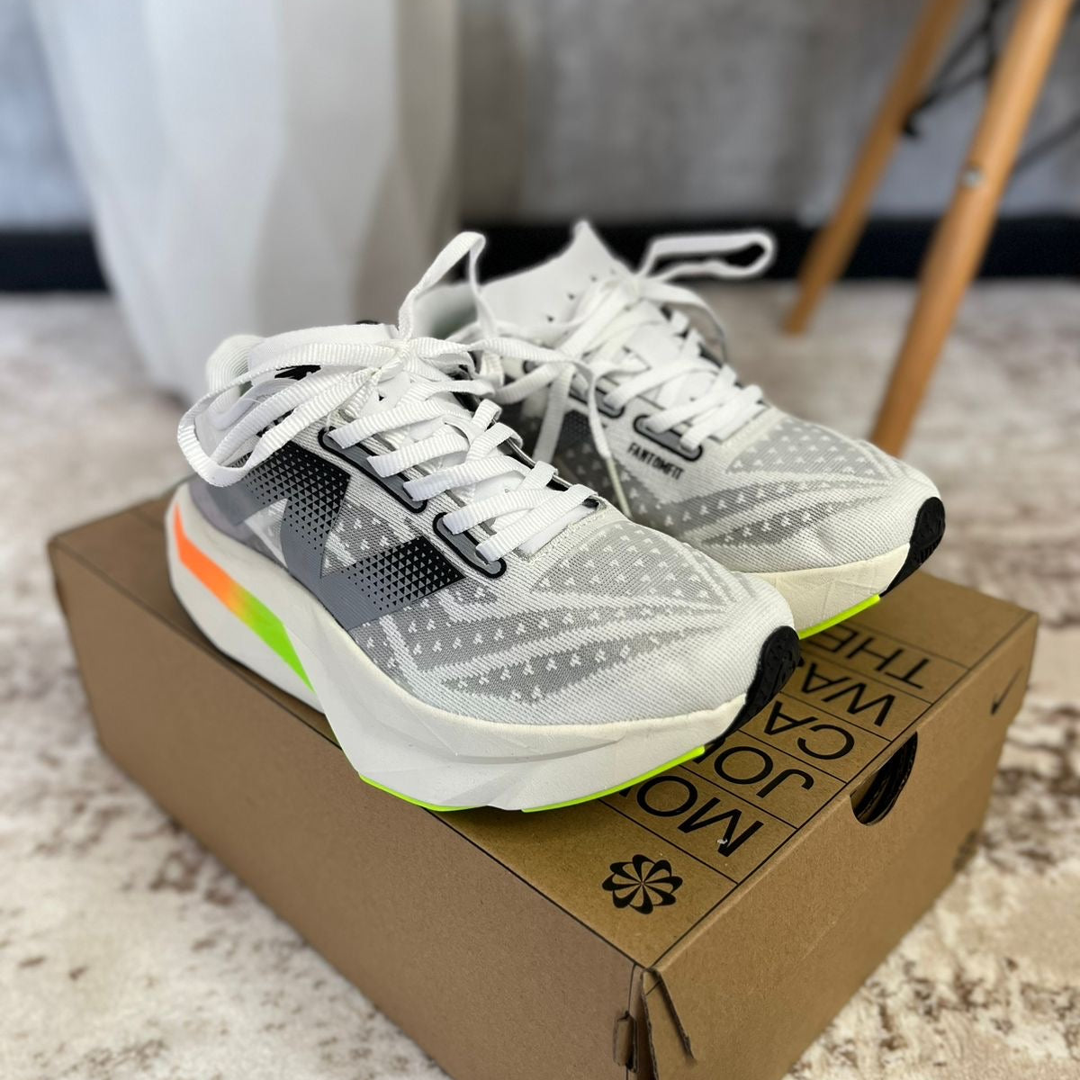 NEW BALANCE FUELCELL BLANCO VERDE