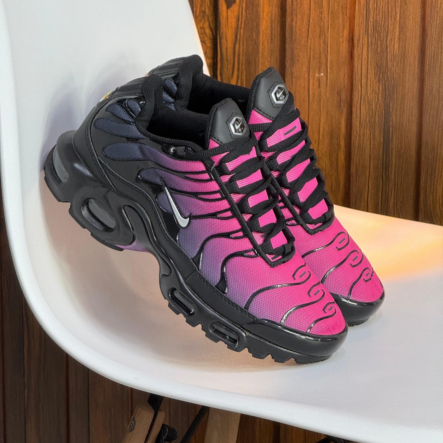 NIKE TN NEGRO/VIOLETA