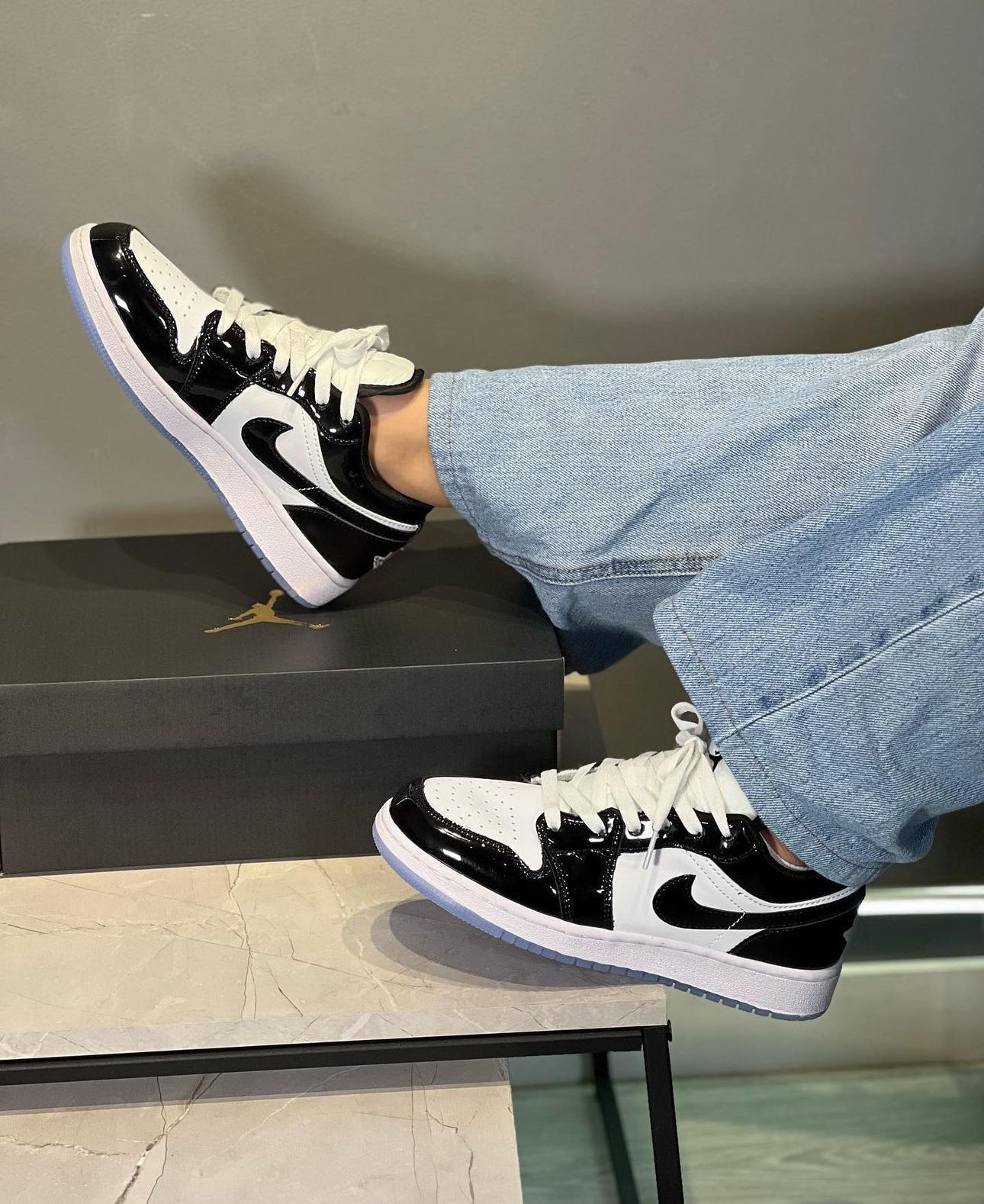 JORDAN RETRO 1 LOW CHAROL PARIS