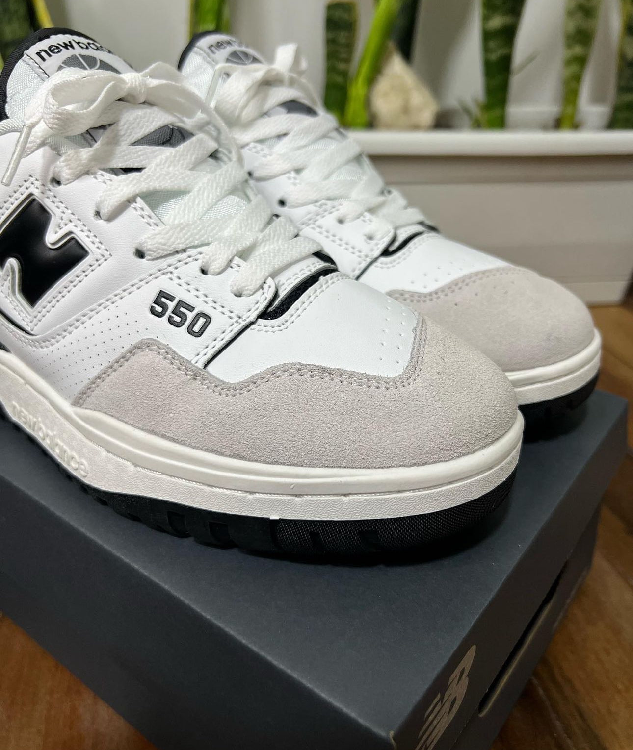 NEW BALANCE 550 BLANCO Y NEGRO