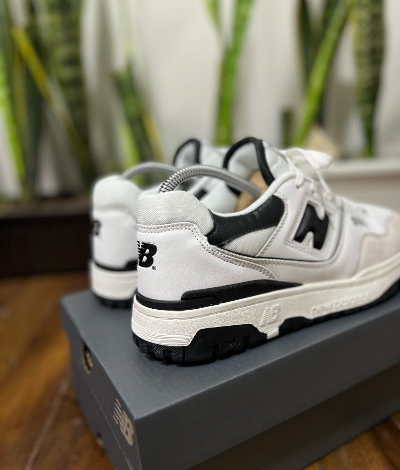 NEW BALANCE 550 BLANCO Y NEGRO