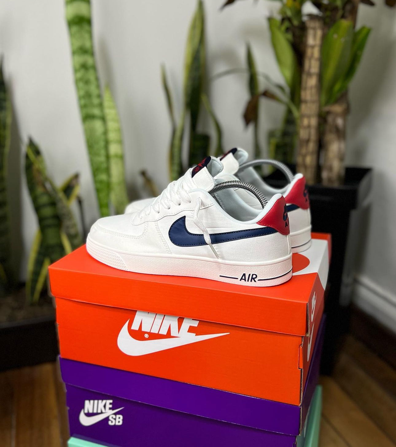 Nike Tablita