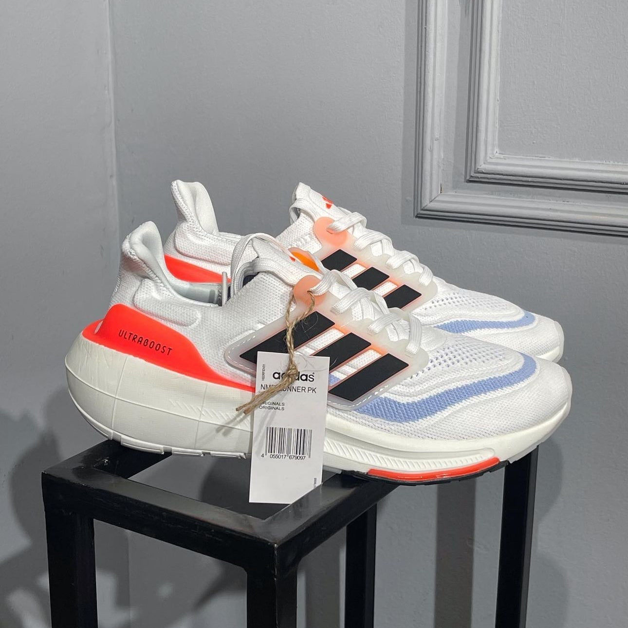 ADIDAS ULTRA BOOST LIGTH NARANJA