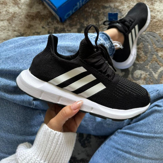 ADIDAS SWIFT NECGO BLANCO