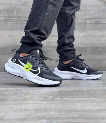 NIKE ZOOM X NEGRO BLANCO HAPPY