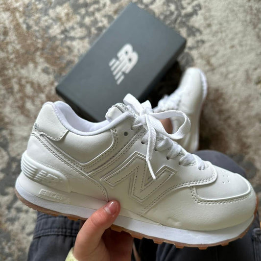 NEW BALANCE 574