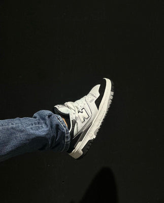 NEW BALANCE 550 BLACK AND WHITE