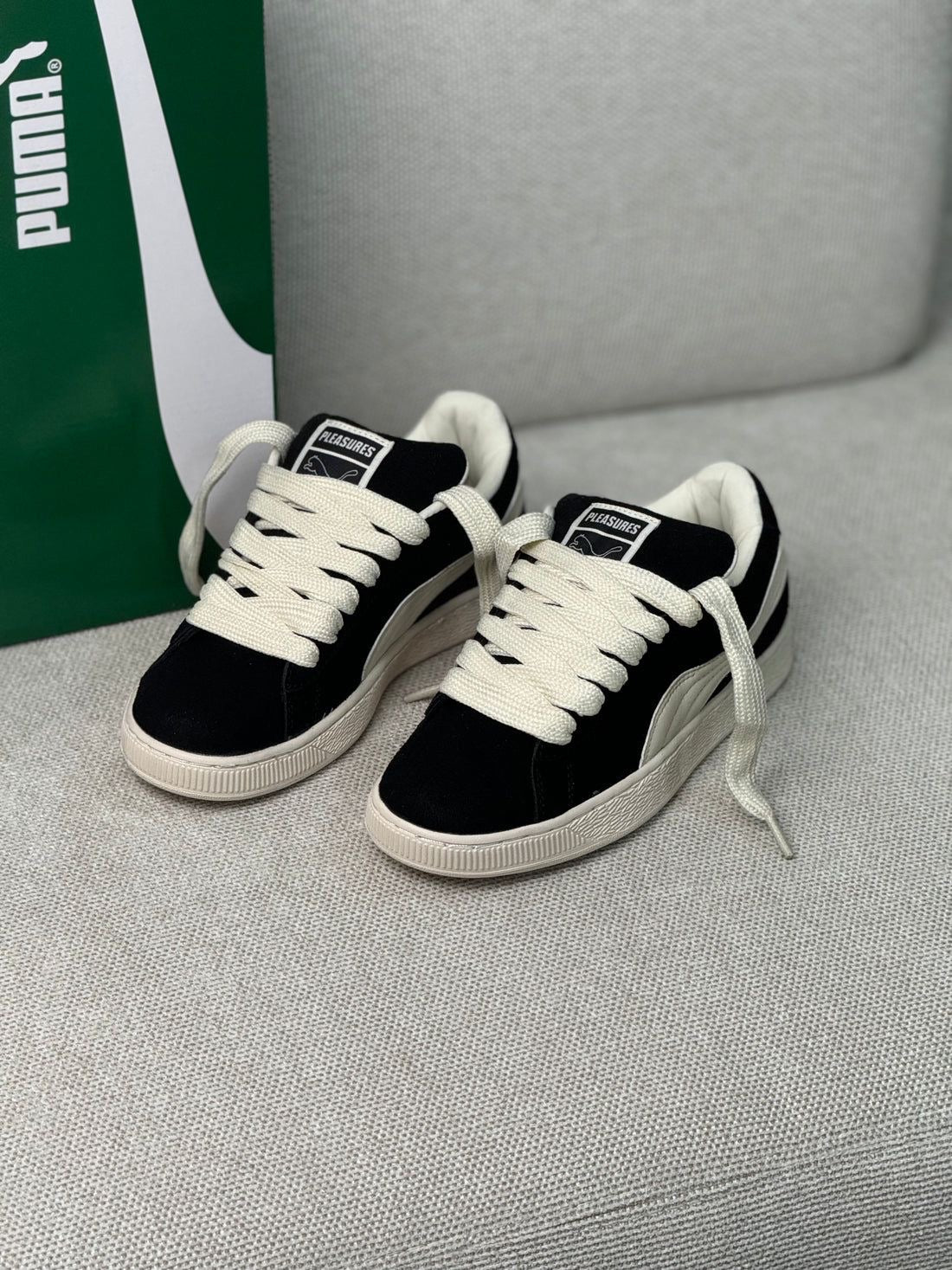 PUMA SUEDE XL NEGROS