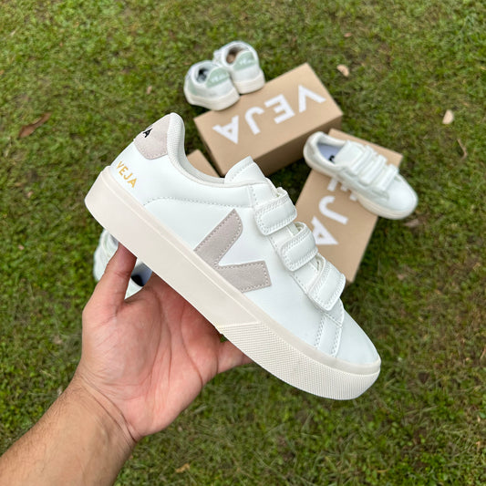 VEJA VELCRO BLANCO GRIS