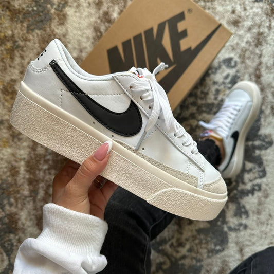 NIKE BLAZER 77 VINTAGE