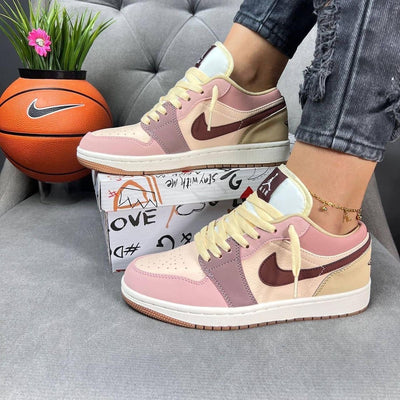 JORDAN RETRO 1 CORAL