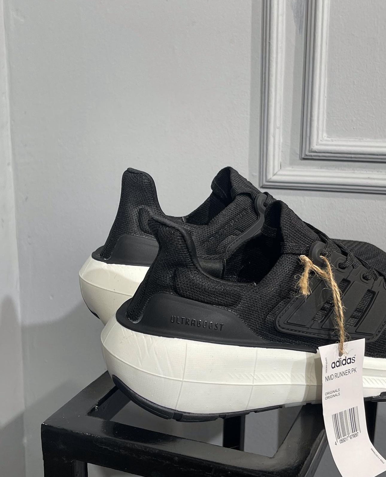 ADIDAS ULTRA BOOST LIGHT BLACK