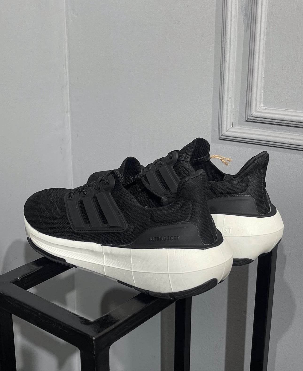 ADIDAS ULTRA BOOST LIGHT BLACK