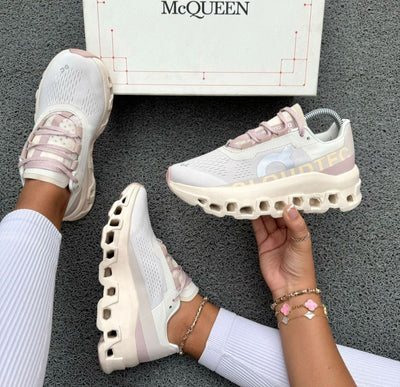 ON CLOUDTEC BEIGE