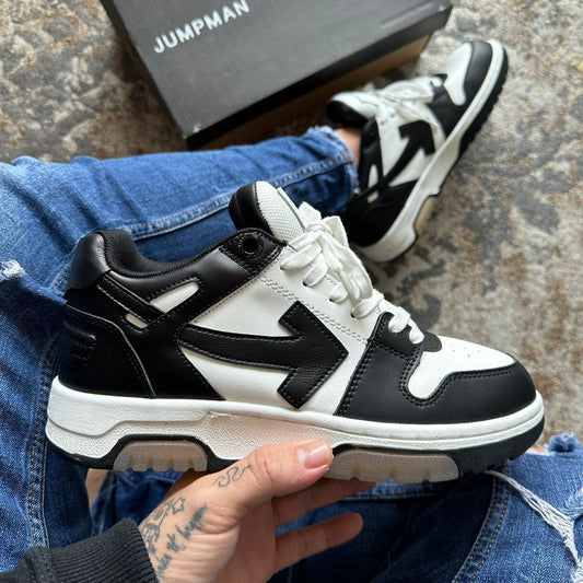 OFF WHITE