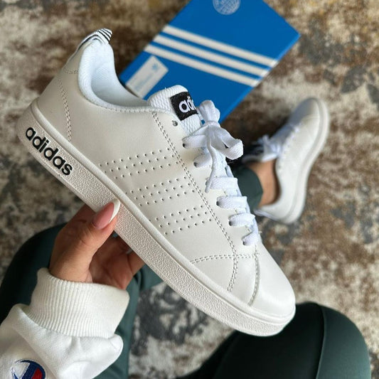 ADIDAS NEO BLANCOS
