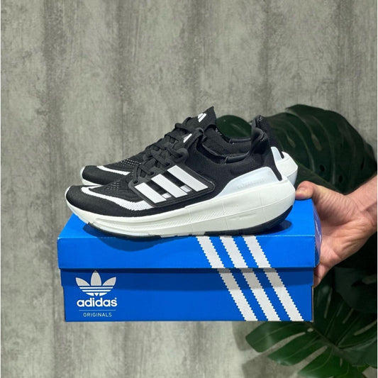 ADIDAS ULTRA BOOTS LIGHT BLACK AND WHITE