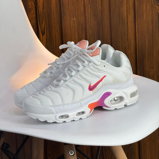 NIKE TN BLANCO CHULO ROSA