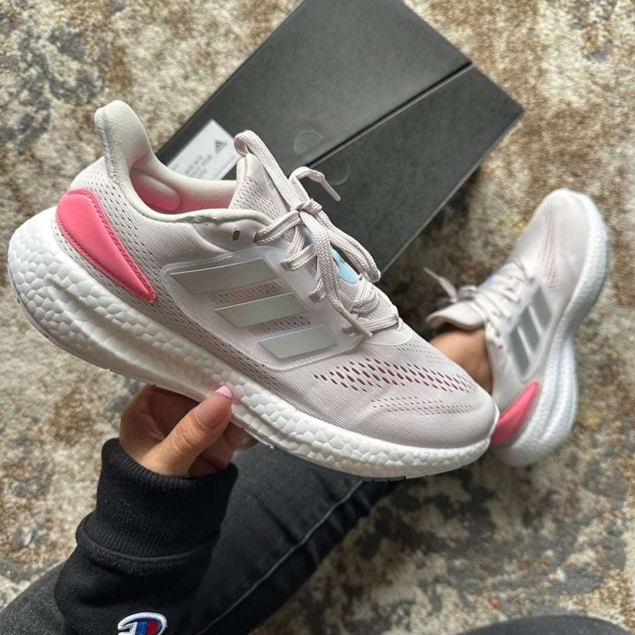 ADIDAS ULTRA BOOST LILA