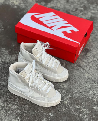 Nike Blazer Logo Blanco