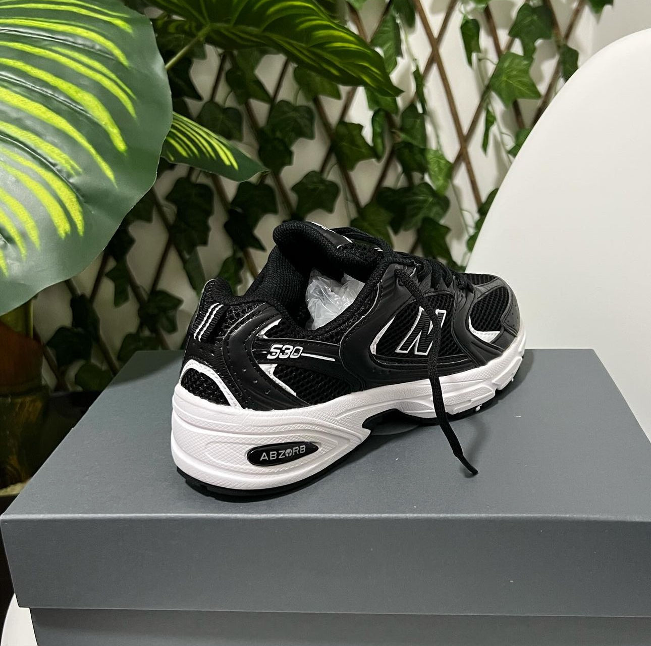 NEW BALANCE 530 NEGROS