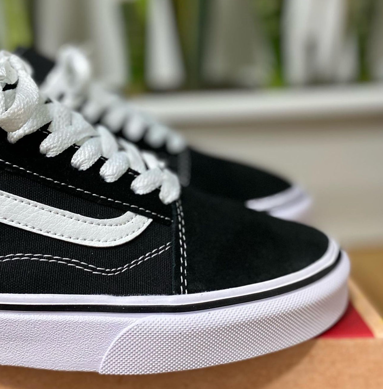 VANS CLÁSICA NEGRA